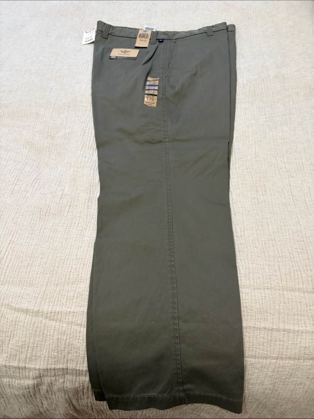 Men's Straight Fit Pants in Olive Green
